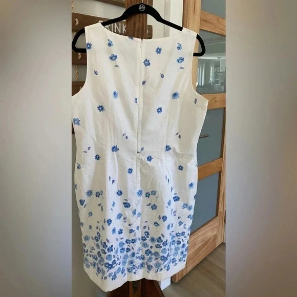 Casual Corner Annex Women’s 100% Cotton Sleeveless Dress Blue Flowers Small Size - Picture 3 of 12